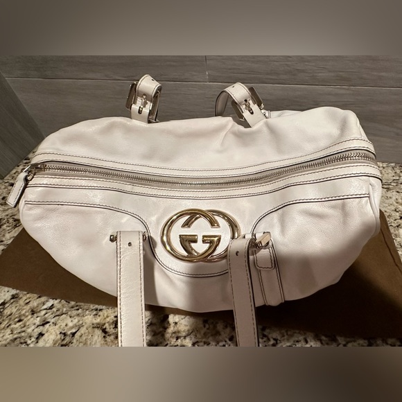 Authentic Gucci Leather Britt Boston Bag, Large Size - Picture 8 of 12